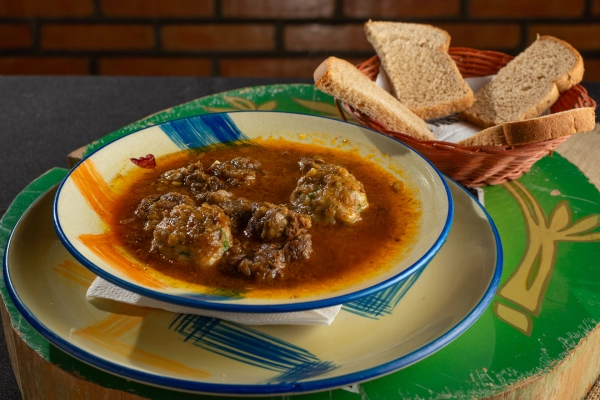 Imagem Gulasch mit Semmelknödel